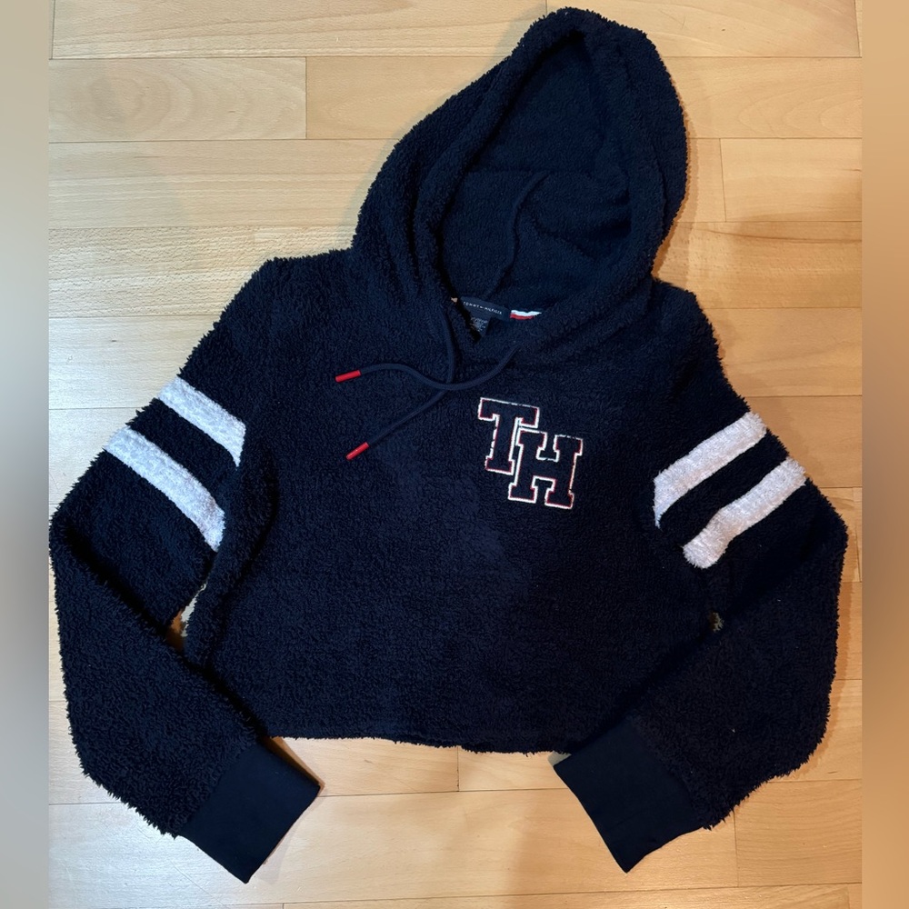 Tommy hilfiger sz XS navy fuzzy crop hoodie